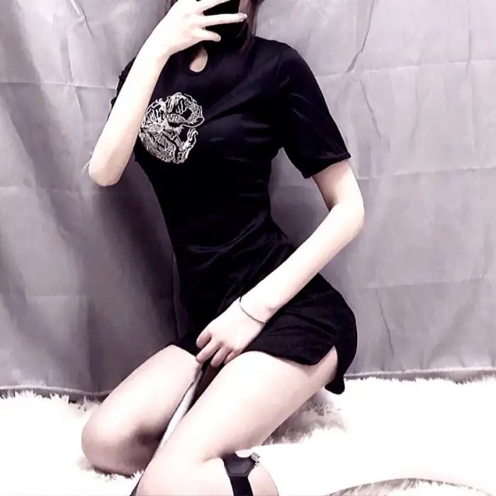 僵尸博主 封面